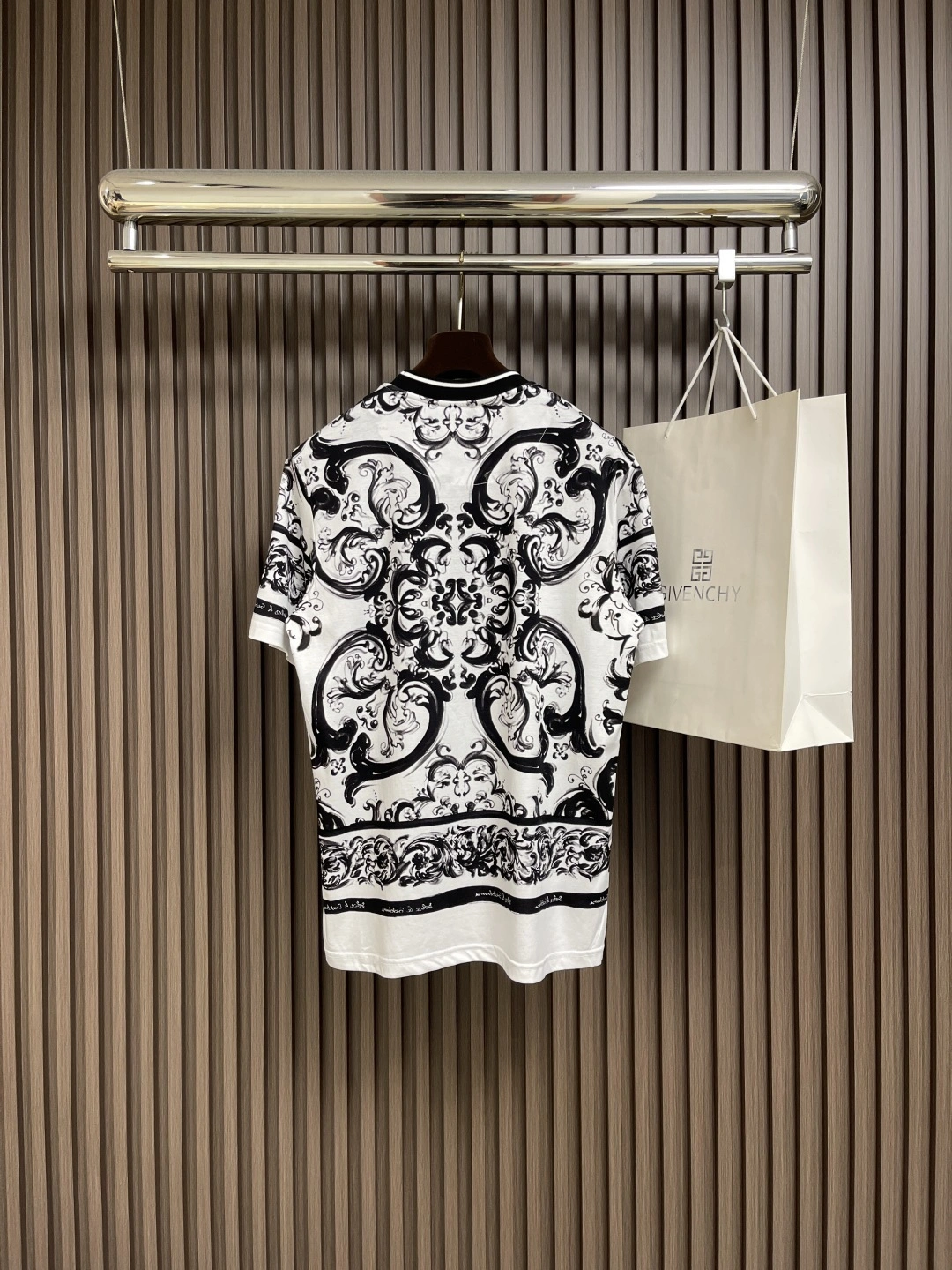 wg.luxury- 4o835& oversized item:E-F026H0421